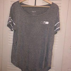 Hollister t shirt
